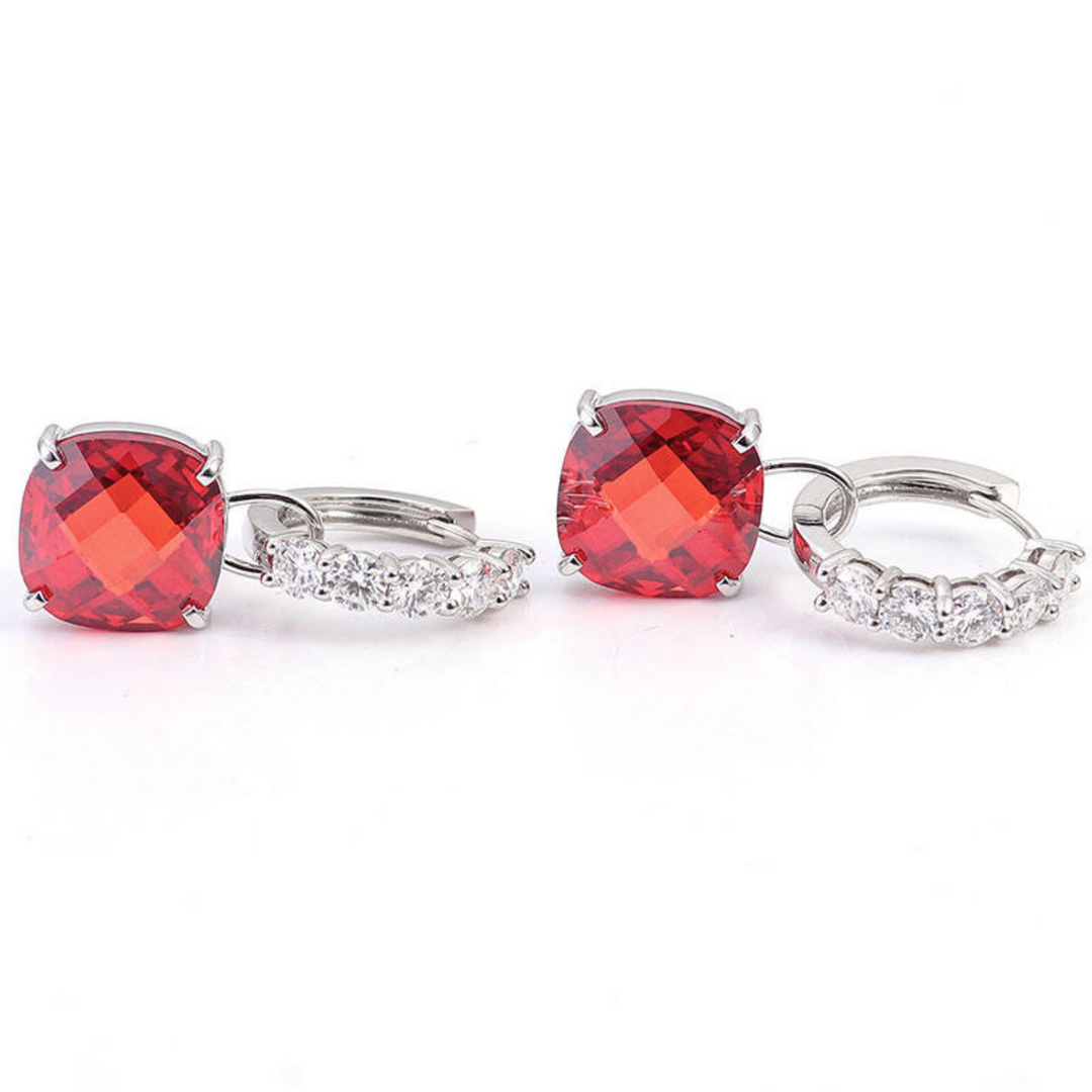 Ohrringe mit Rubin und Diamant