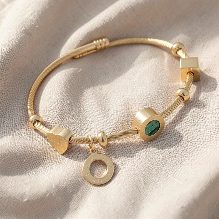Goldenes geflochtenes Armband mit Malachit