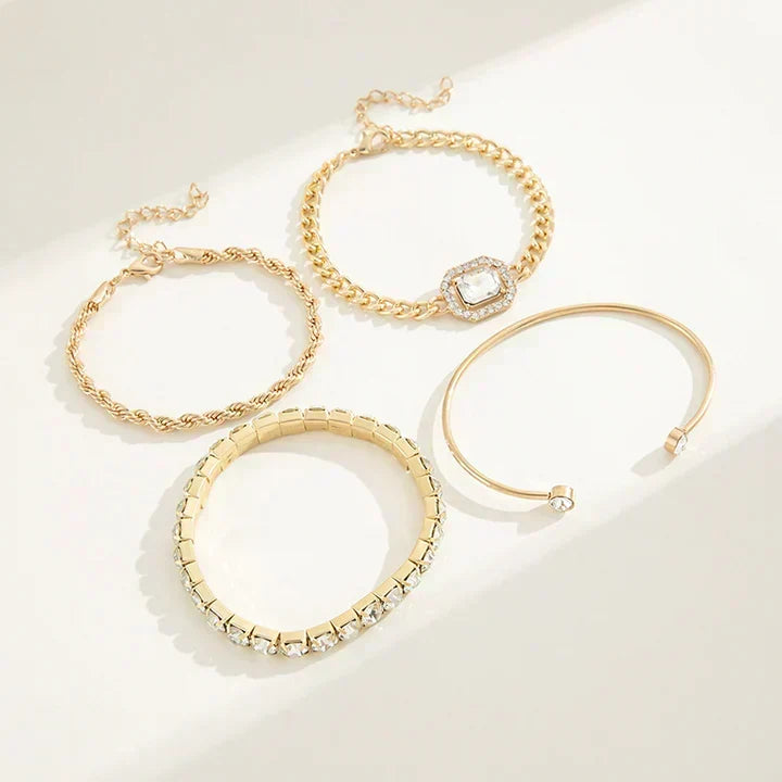 Goldenes geflochtenes Armband