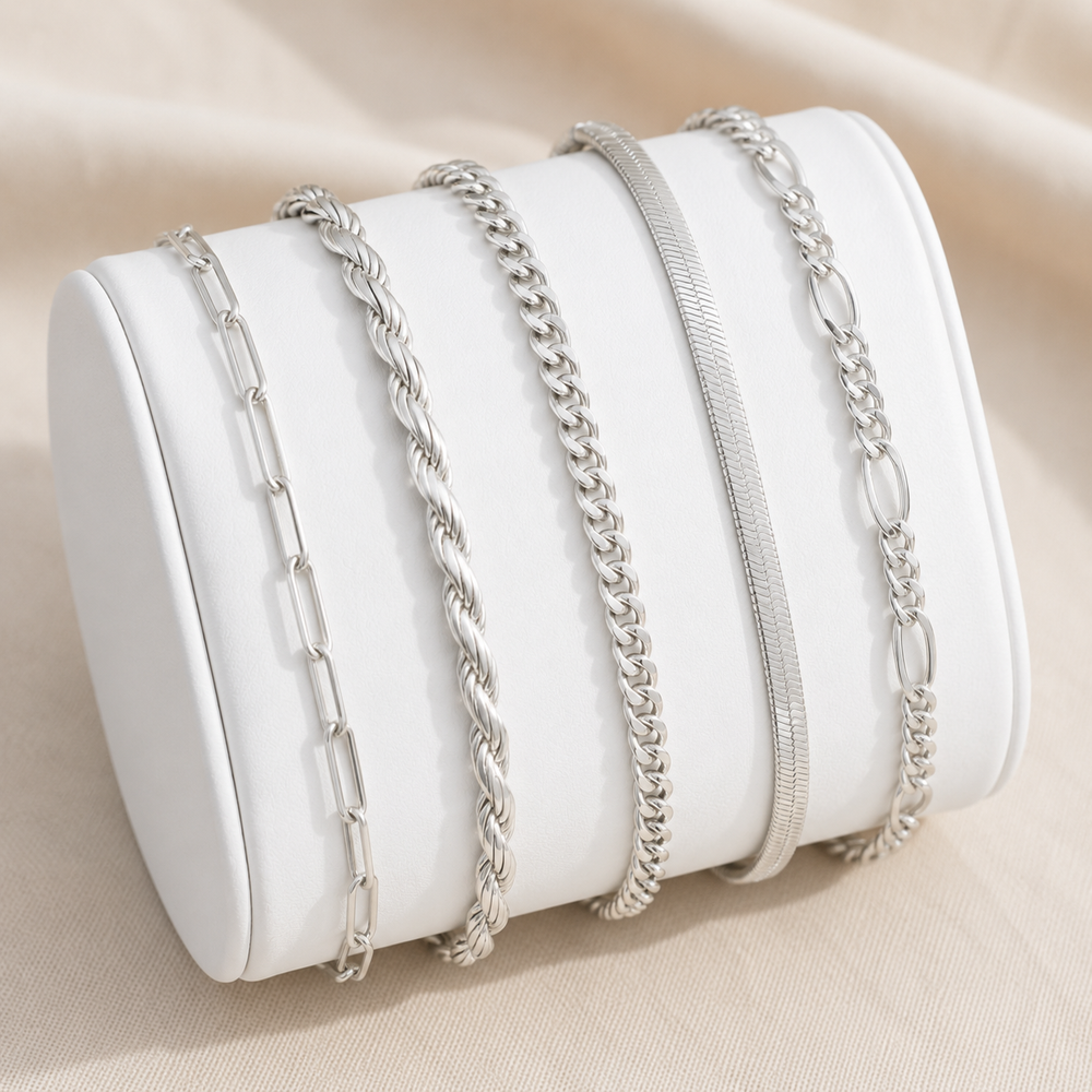 Goldenes Mehrlagen-Armband-Set zum Kombinieren