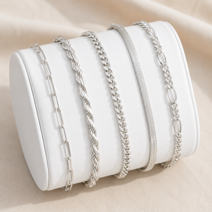 Goldenes Mehrlagen-Armband-Set zum Kombinieren