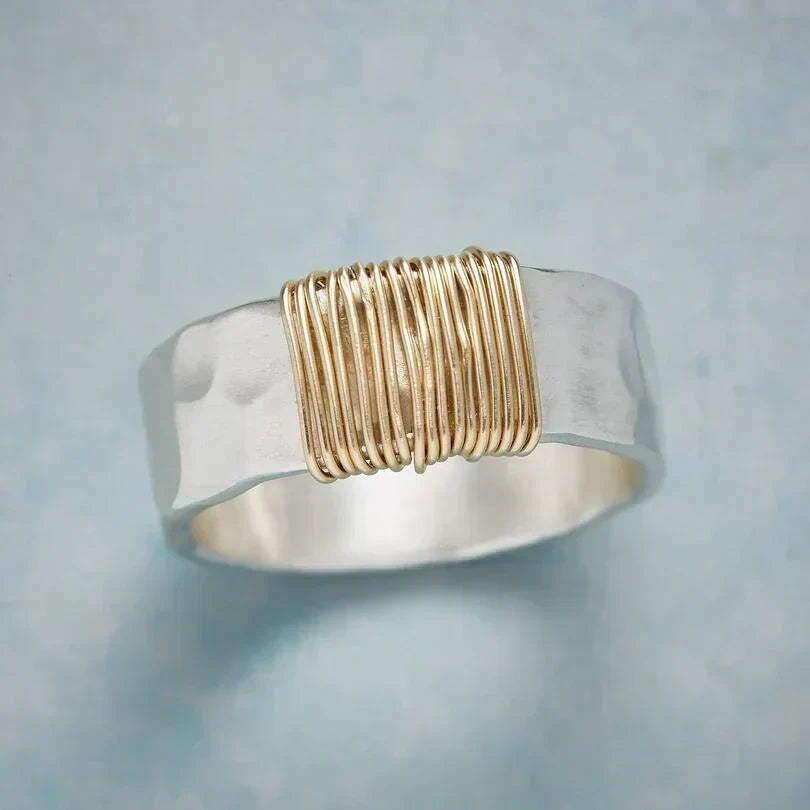 Goldener Boho-Drahtring