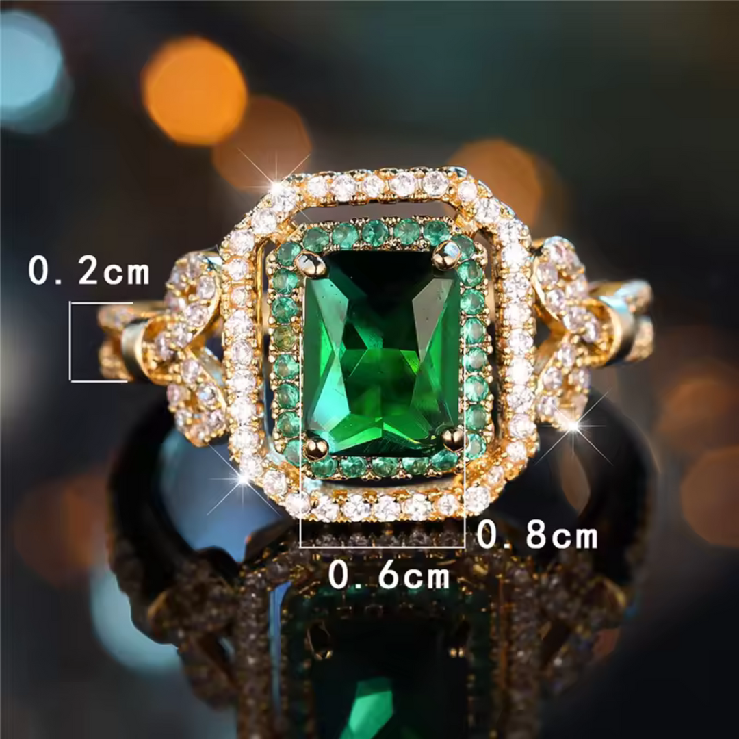 Königlicher Ring mit grünem Smaragd