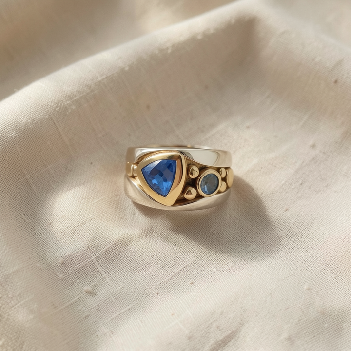 Boho-Ring mit blauen Zirkonia