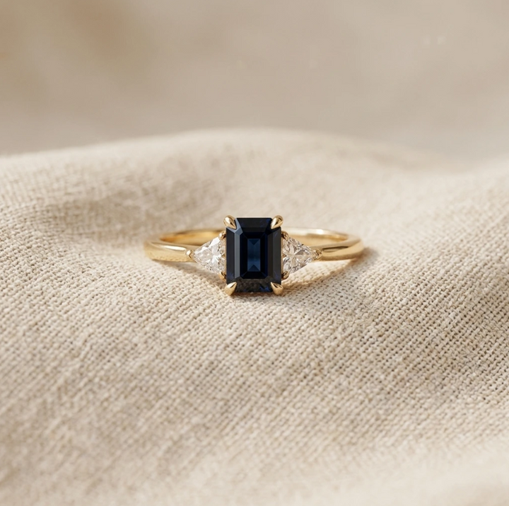 Ring mit schwarzem Baguette-Spinell | Gold