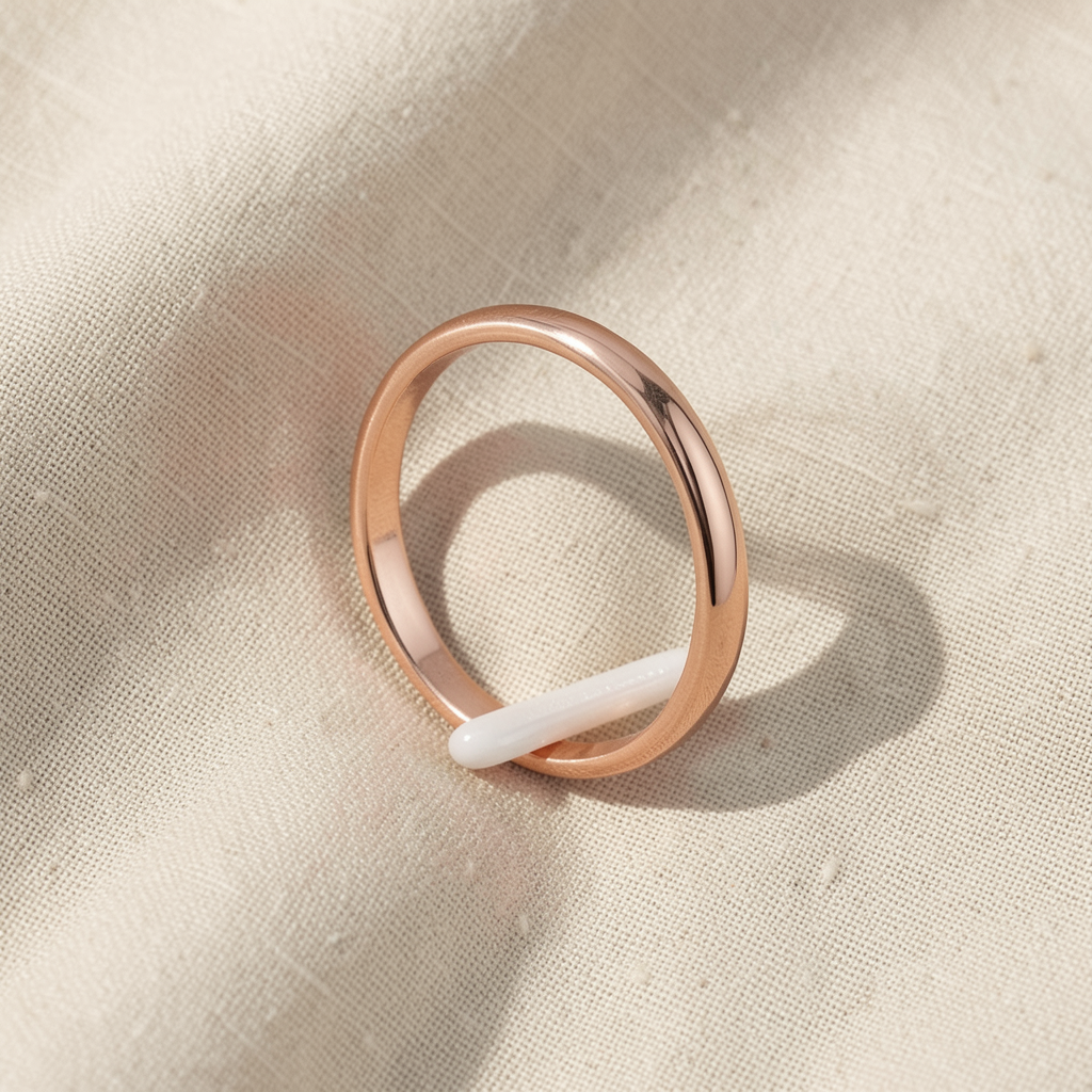 Zweifarbiger minimalistischer Gold-Silber-Ring