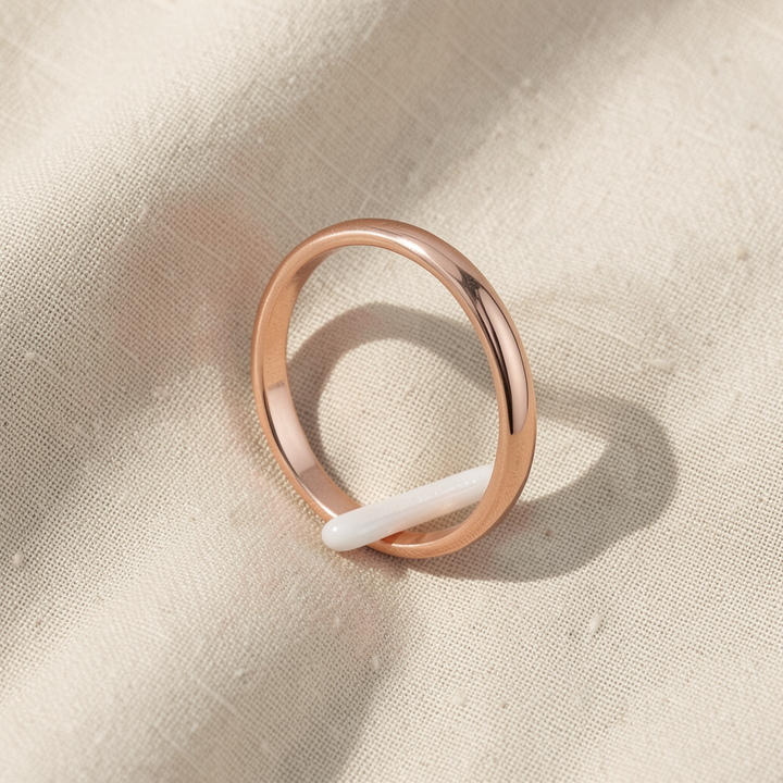 Zweifarbiger minimalistischer Gold-Silber-Ring