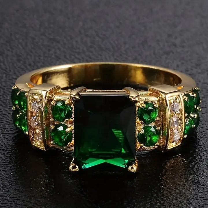 Ring Averine Virdara | Gold