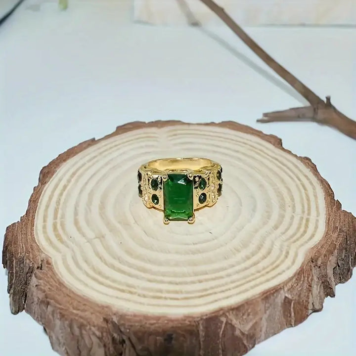 Ring Averine Virdara | Gold