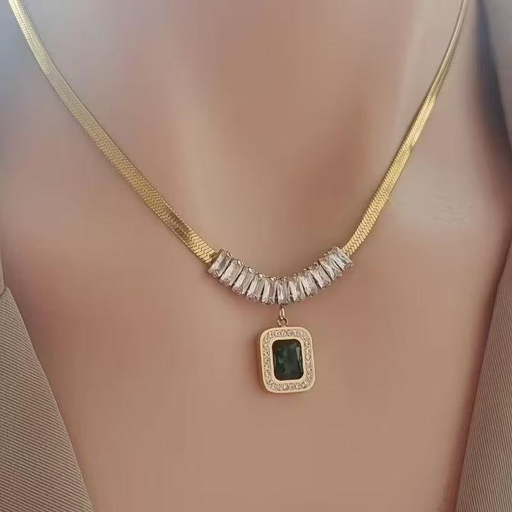 Halskette Regalia Prizma mit Smaragd | Gold