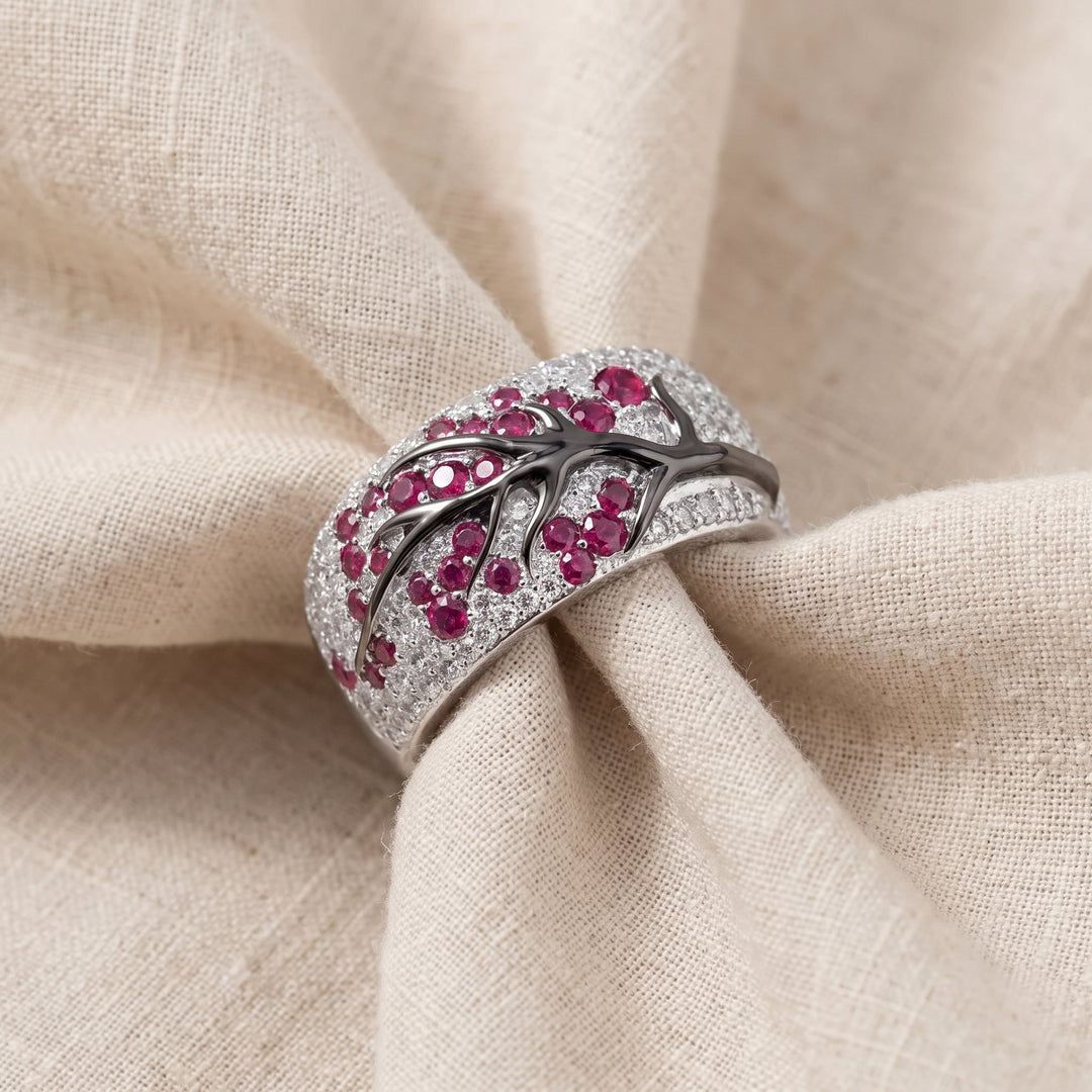 Ring Blühender Baum mit Rubinen | Weissgold