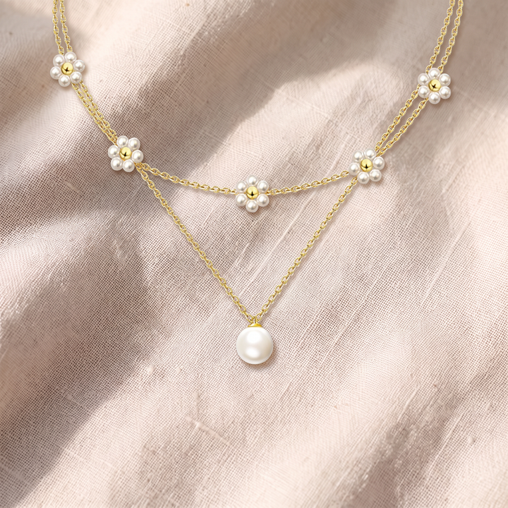 Mehrreihige Perlenhalskette mit Blumenornament | Gold