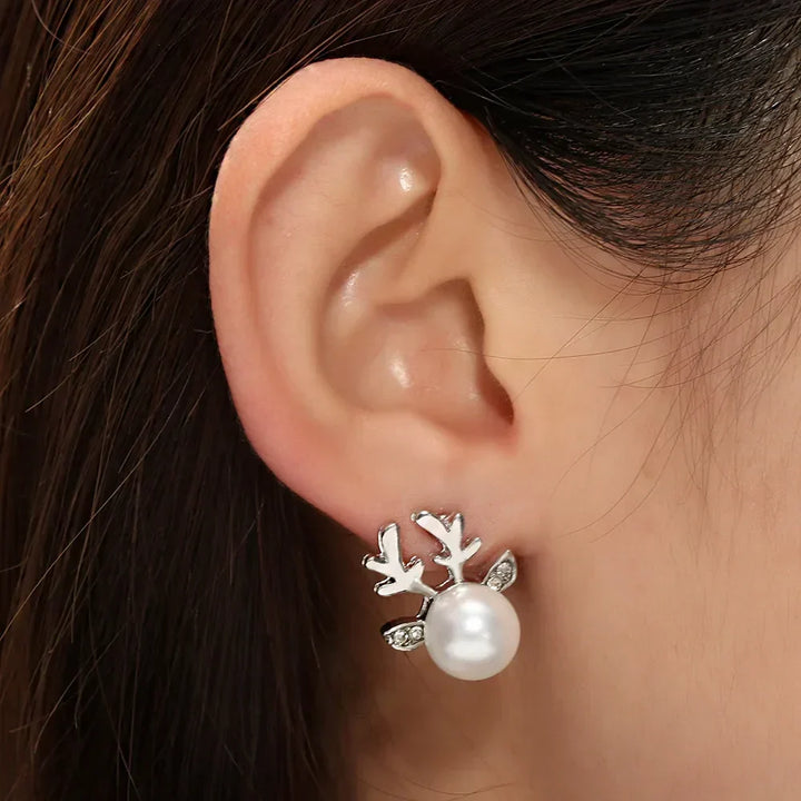 Weihnachtliche Perlenohrringe Rentier
