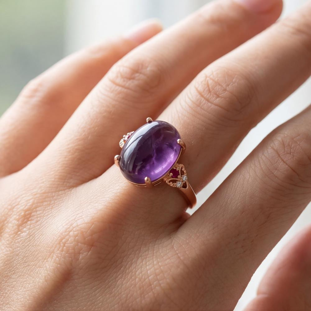 Boho-Goldring mit graviertem Amethyst