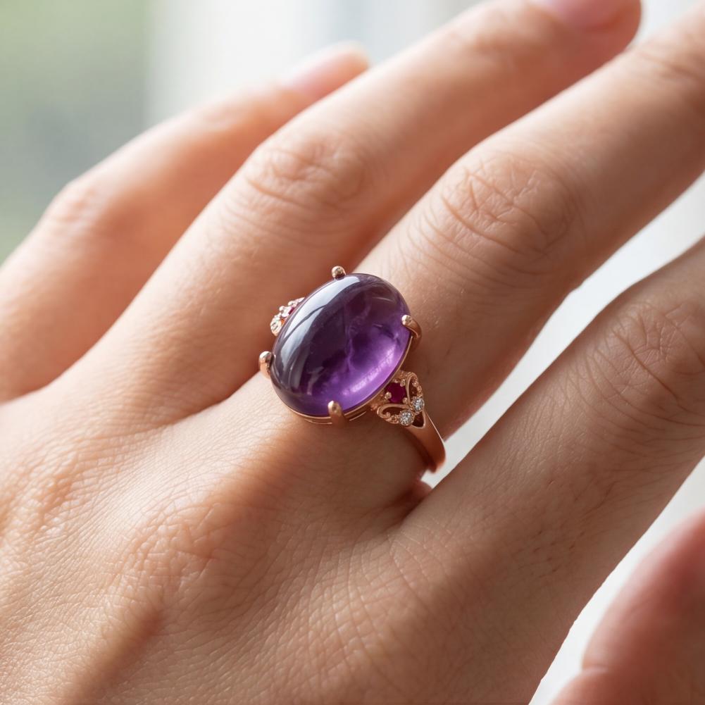 Boho-Goldring mit graviertem Amethyst