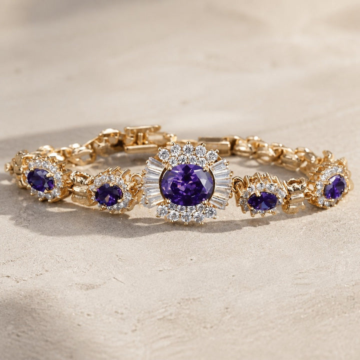 Goldenes Armband mit Amethyst-Anhänger