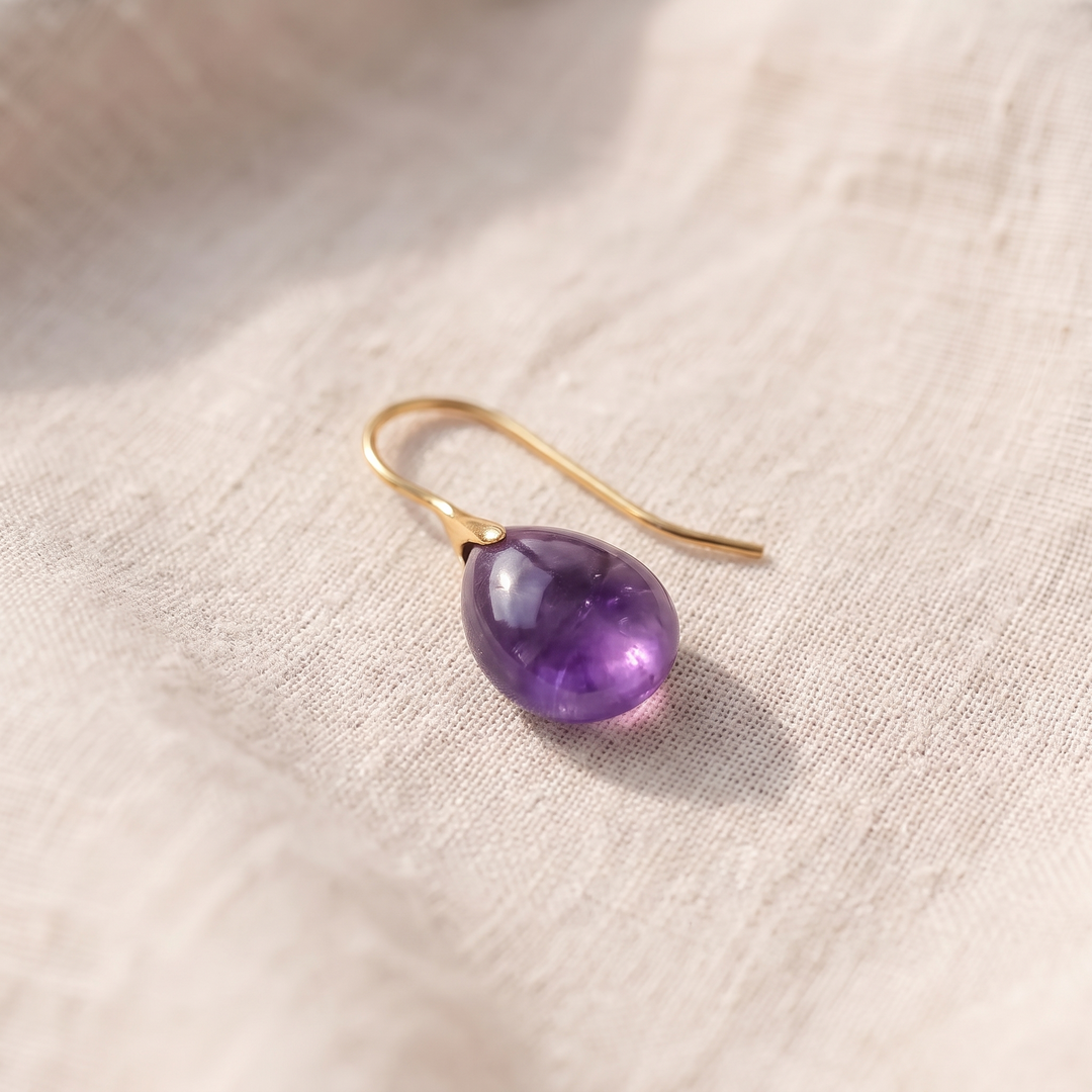 Zeitlose Ohrringe mit Amethyst-Tropfenanhänger