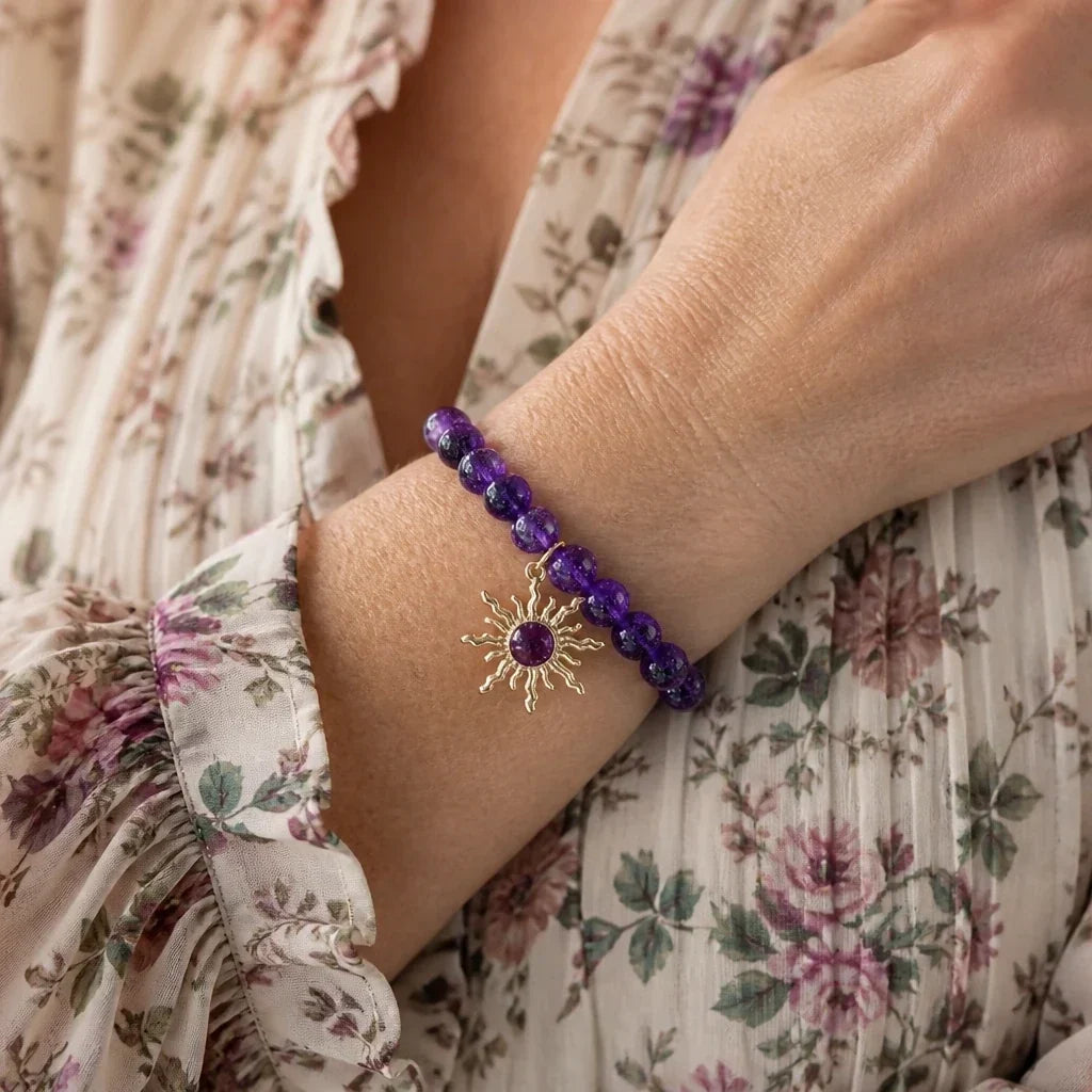 Amethystperlen-Armband mit Sonnenmotiv