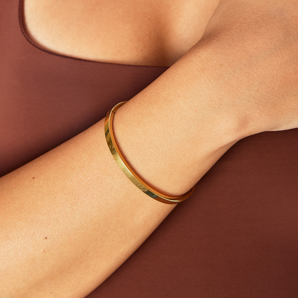 Goldenes Lily-Armband