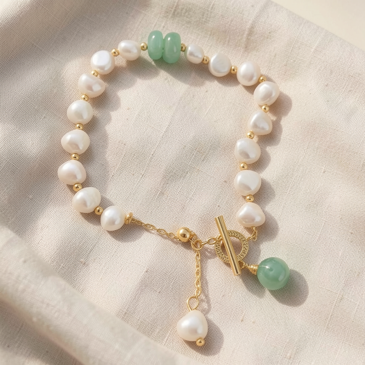 Armband mit Süsswasserperlen und Jade