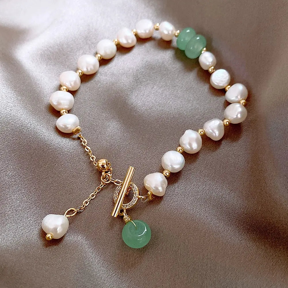 Armband mit Süsswasserperlen und Jade