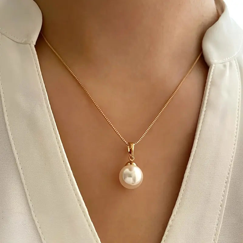 Elegantes Perlenketten-Set