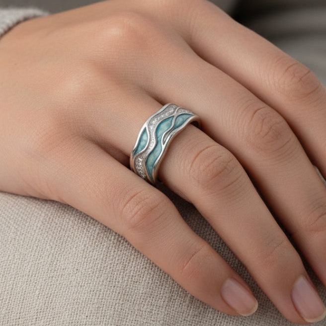 Versilberter Ring Türkise Wellen