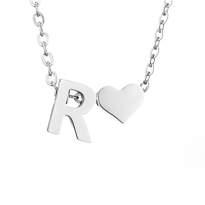 Silberne Halskette Ewige Liebe mit Buchstabe