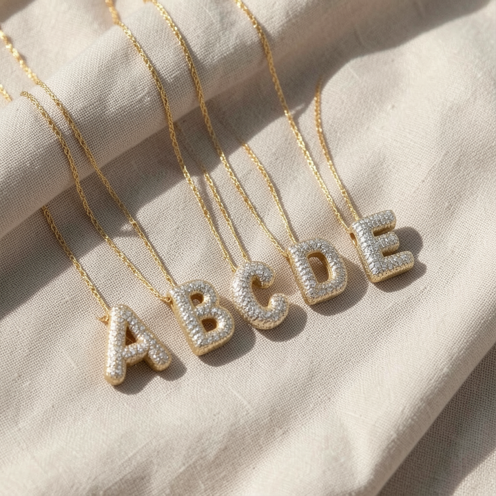 Buchstabenhalskette Ballon | Gold
