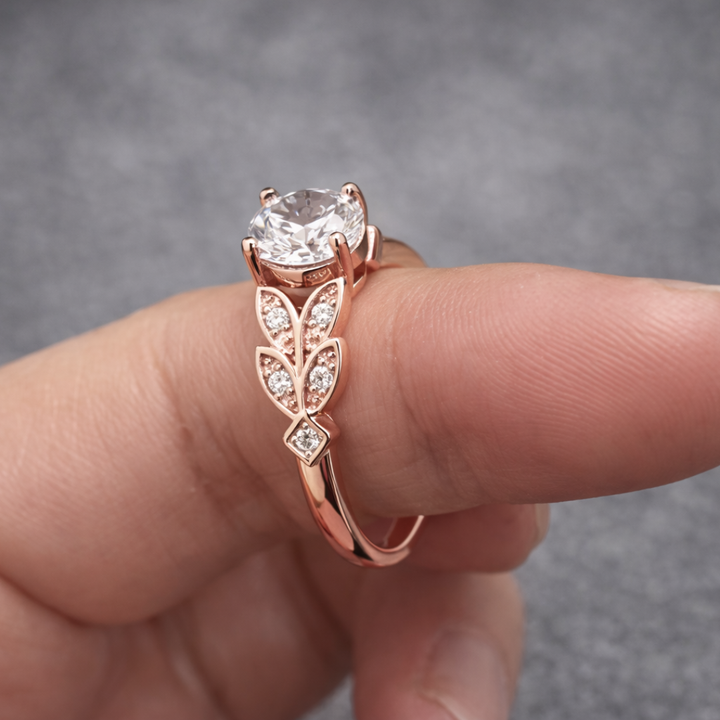 Exotischer Ring Blumenkrone mit Zirkonia