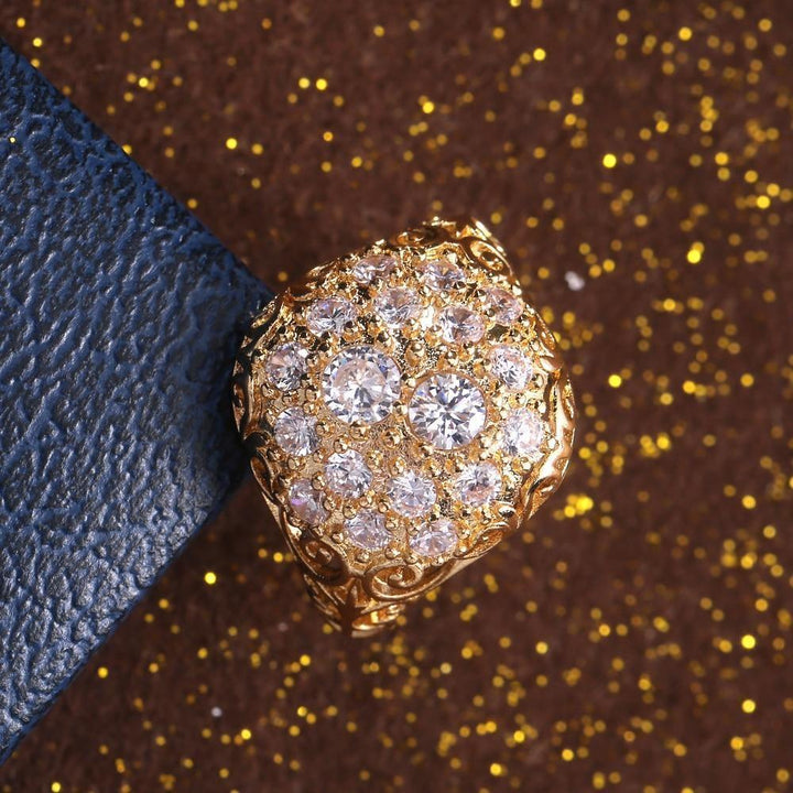 Vintage-Goldring mit rundem Diamant