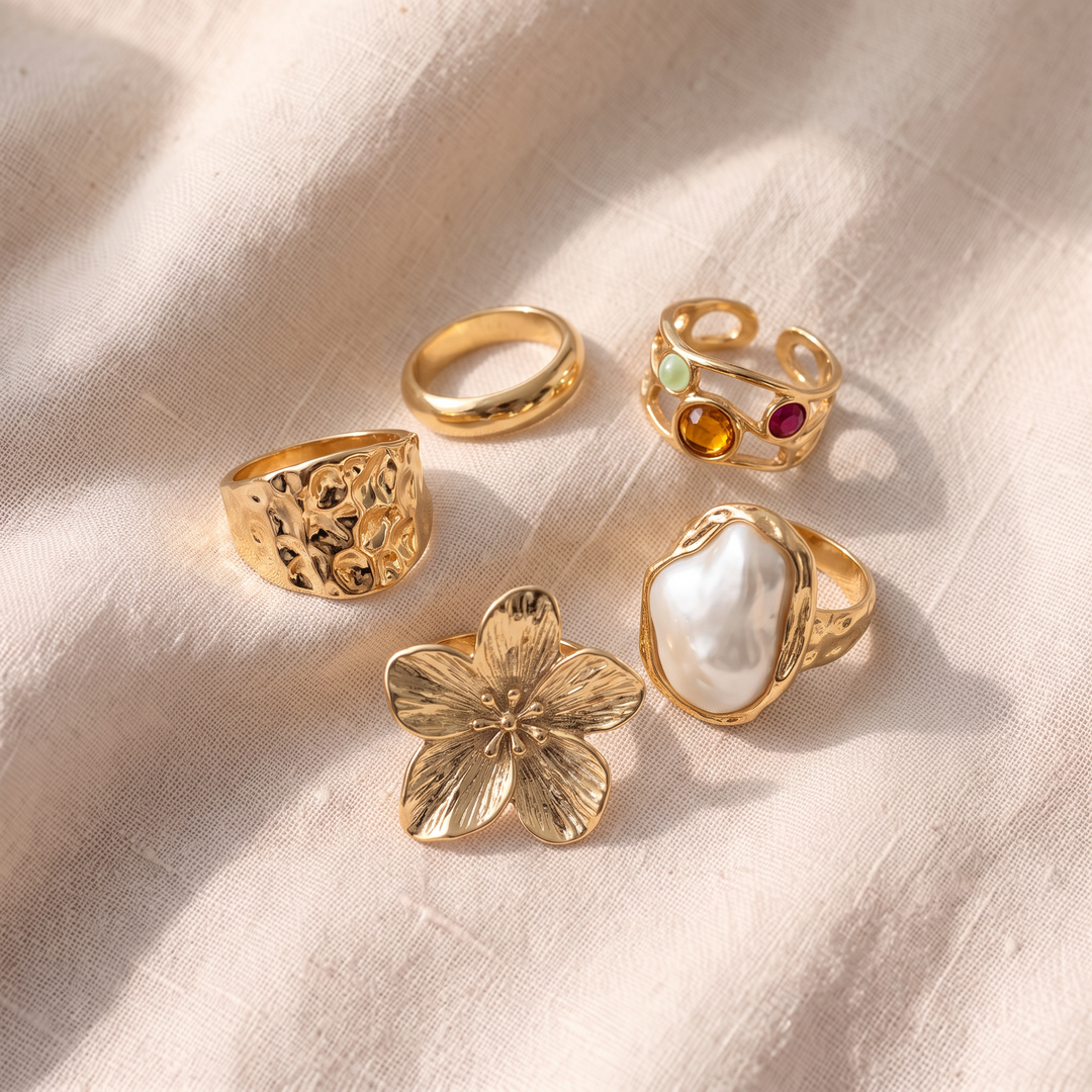 Set mit 6 goldenen Ringen mit Barockperlen